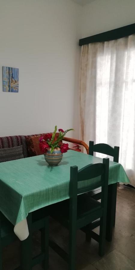 5Bedroom Villa In Perissa Beach ภายนอก รูปภาพ