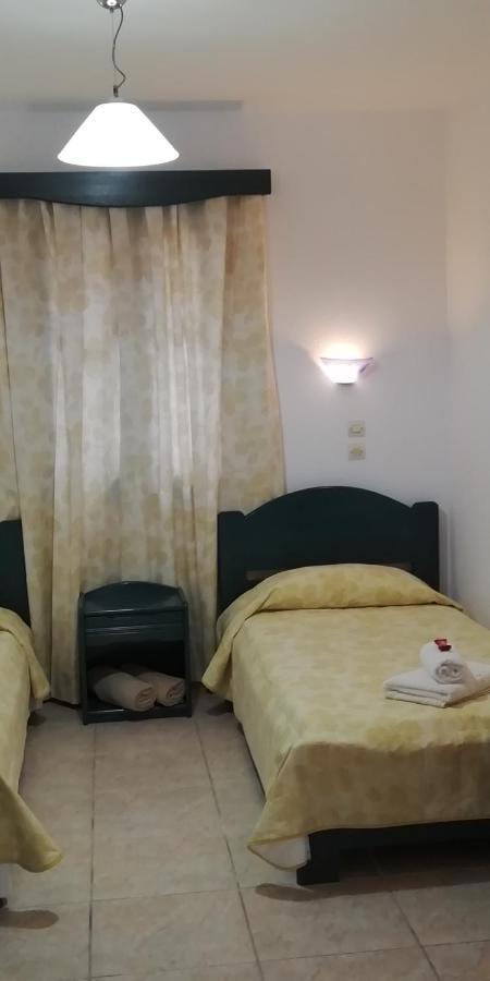 5Bedroom Villa In Perissa Beach ภายนอก รูปภาพ